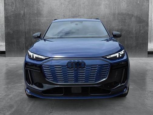 2025 Audi SQ6 e-tron Prestige quattro