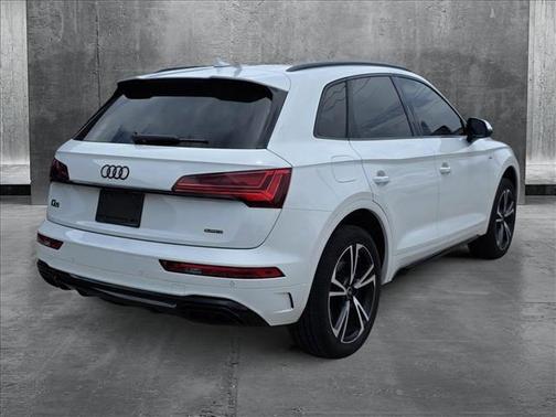 2025 Audi Q5 45 S line Premium Plus