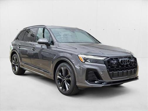 2025 Audi Q7 55 Premium Plus