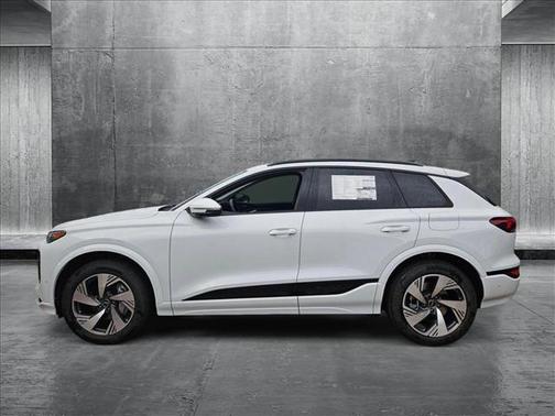 2025 Audi Q6 e-tron Premium Plus quattro