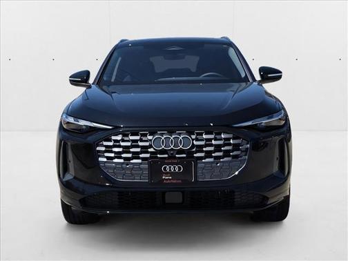 2025 Audi Q5 Premium
