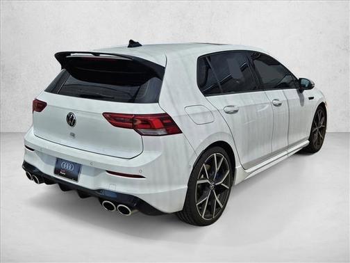 Pure White 2022 Volkswagen Golf R 2.0T DSG