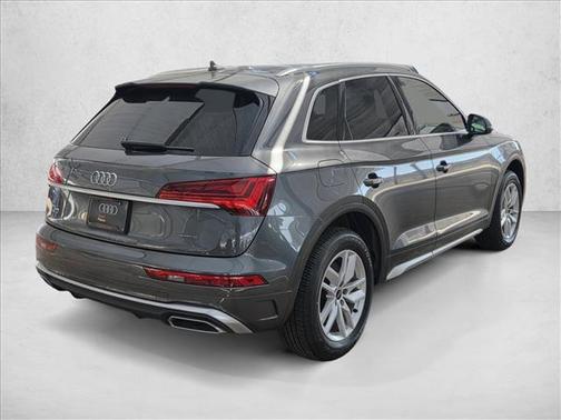 2022 Audi Q5 45 S line Premium
