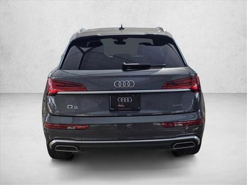 2022 Audi Q5 45 S line Premium