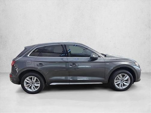 2022 Audi Q5 45 S line Premium