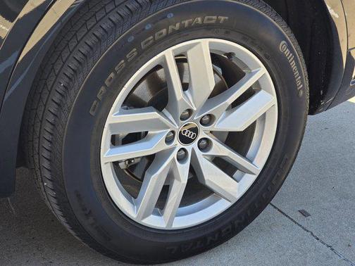 2022 Audi Q5 45 S line Premium