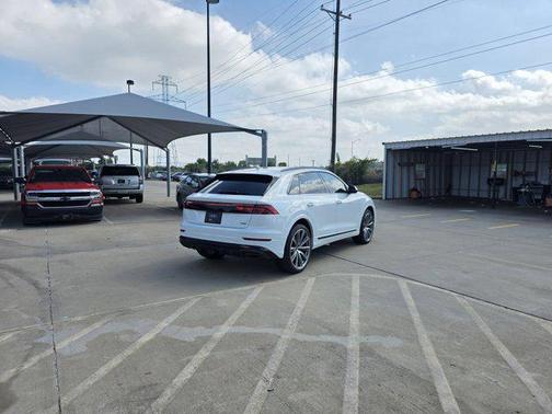 2026 Audi Q8 55 Prestige