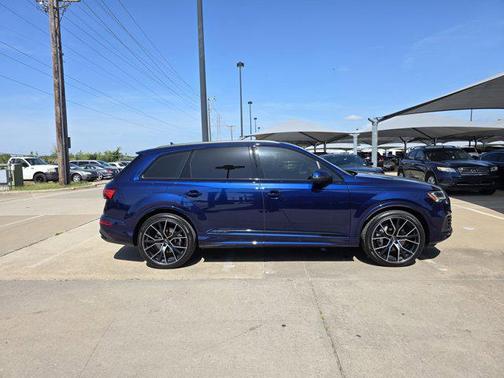 2021 Audi Q7 55 Prestige