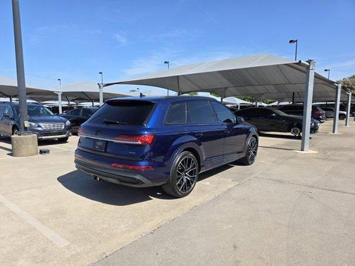 2021 Audi Q7 55 Prestige