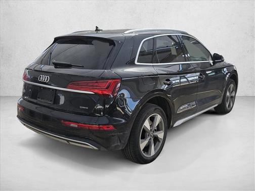 2023 Audi Q5 40 Premium