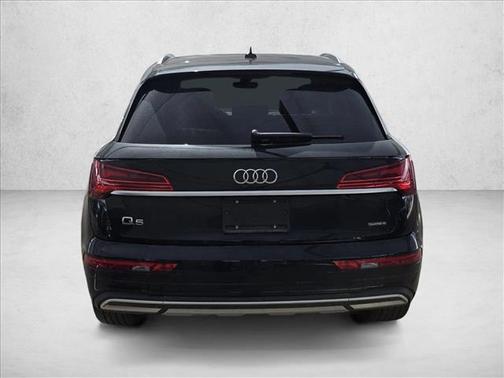 2023 Audi Q5 40 Premium