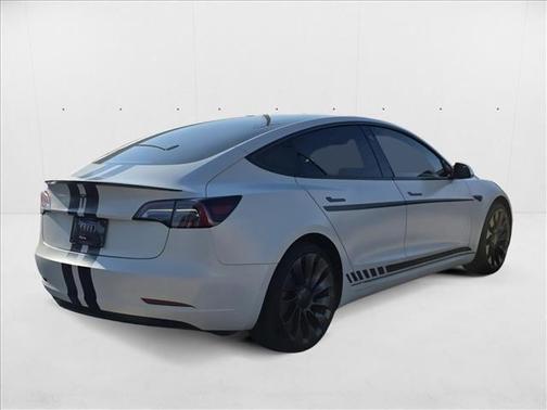 2023 Tesla Model 3 Performance