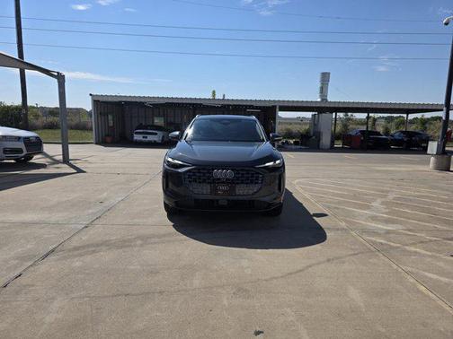 2025 Audi Q5 Premium