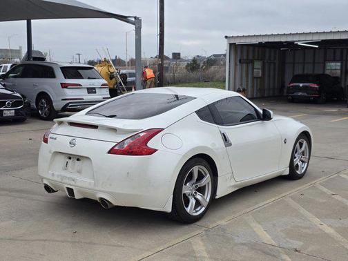 2012 Nissan 370Z Base