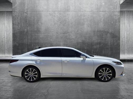 2021 Lexus ES 350 Base