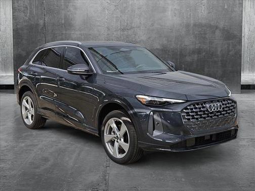 2025 Audi Q5 Premium Plus