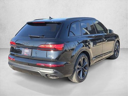 2026 Audi Q7 55 Premium Plus