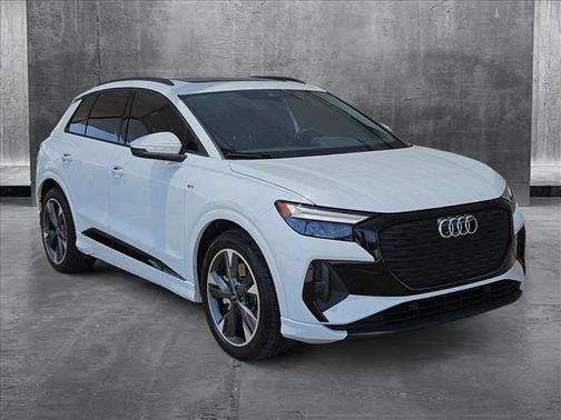 2024 Audi Q4 e-tron Premium 55 quattro