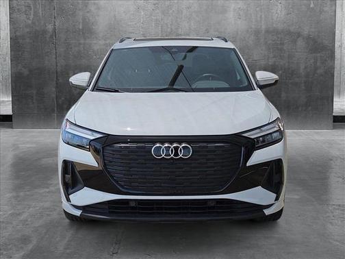 2024 Audi Q4 e-tron Premium 55 quattro