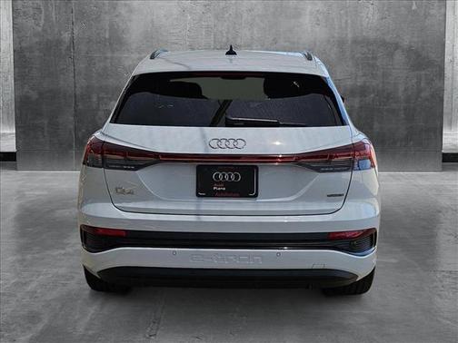2024 Audi Q4 e-tron Premium 55 quattro