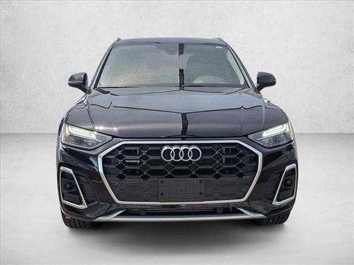 Mythos Black Metallic 2023 Audi Q5 55 S line Premium