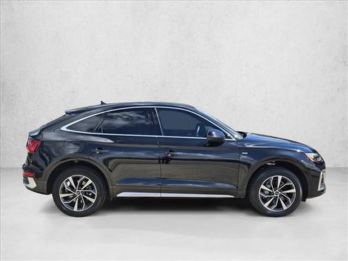 Mythos Black Metallic 2024 Audi Q5 45 S line Premium Plus