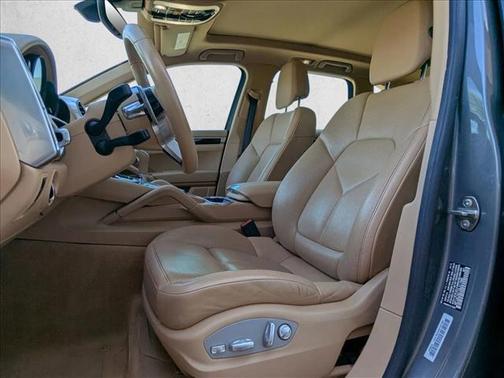 2016 Porsche Cayenne Cayenne S E-Hybrid