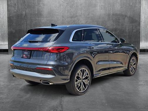 2025 Audi Q5 Premium Plus