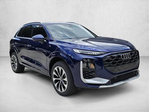 Navarra Blue Metallic 2026 Audi Q3 TFSI quattro S tronic
