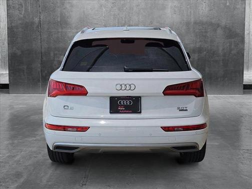 2018 Audi Q5 2.0T Premium Plus