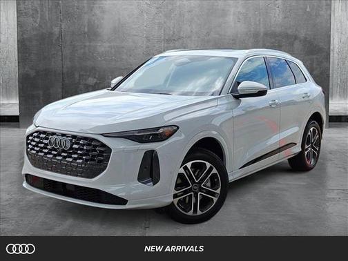 2025 Audi Q5 Premium Plus