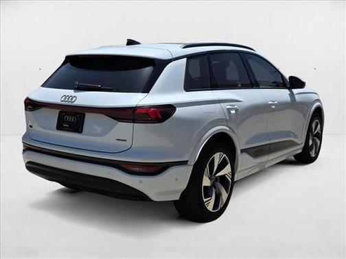 2025 Audi Q6 e-tron Prestige quattro
