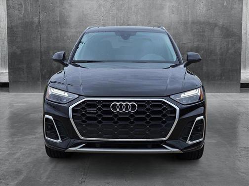 2022 Audi Q5 45 S line Premium Plus