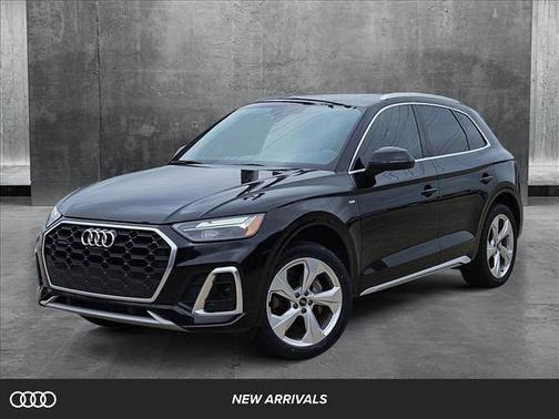 2022 Audi Q5 45 S line Premium Plus