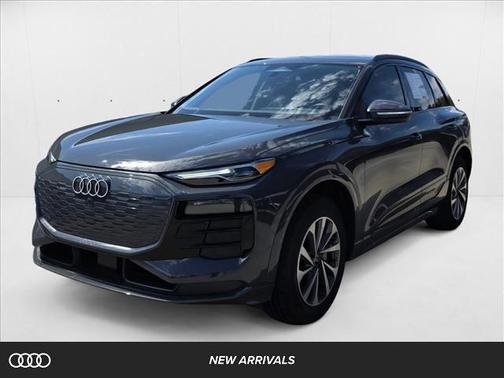 2025 Audi Q6 e-tron Premium quattro