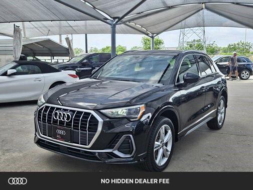 Mythos Black Metallic 2020 Audi Q3 45 S line Premium