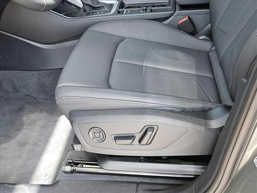 2025 Audi Q3 45 S line Premium Plus