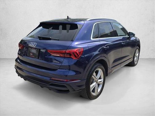 Navarra Blue Metallic 2023 Audi Q3 45 S line Premium Plus