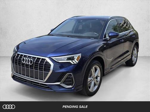 Navarra Blue Metallic 2023 Audi Q3 45 S line Premium Plus