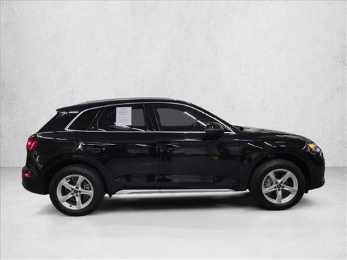 2022 Audi Q5 40 Premium