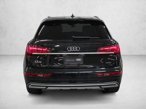 2022 Audi Q5 40 Premium