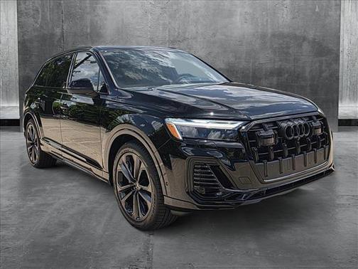2025 Audi Q7 55 Premium Plus