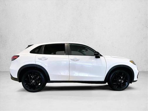 [White] Platinum W 2024 Honda HR-V Sport
