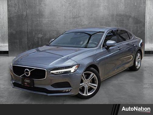 2018 Volvo S90 T5 Momentum