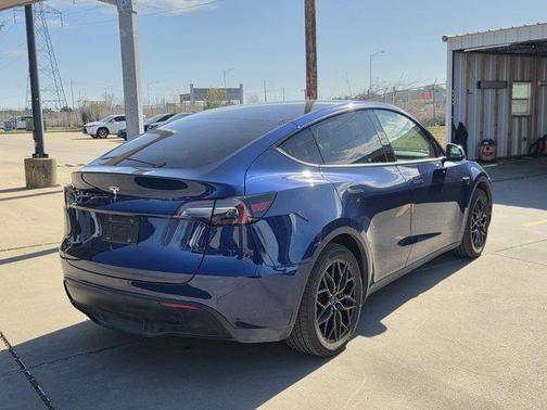 2024 Tesla Model Y RWD *Ltd Avail*