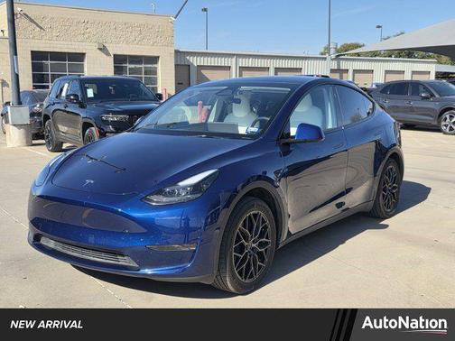 2024 Tesla Model Y RWD *Ltd Avail*
