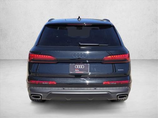 2026 Audi Q7 55 Premium Plus
