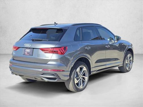 2025 Audi Q3 Premium 45 TFSI S line quattro Tiptronic