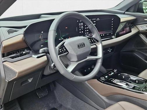 2025 Audi Q6 e-tron Prestige quattro
