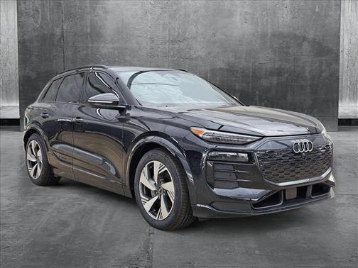 2025 Audi Q6 e-tron Prestige quattro